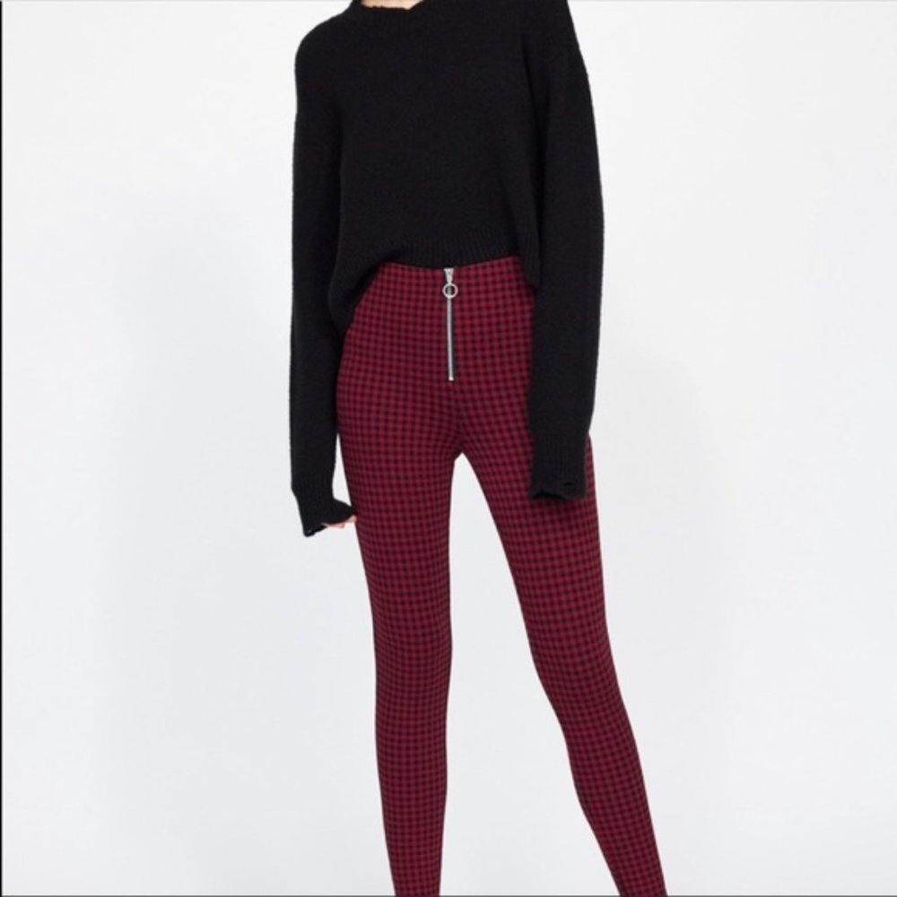 ZARA Red and Black Checked Leggings, Front Zipper, Ankle Length - Picture 4 of 8